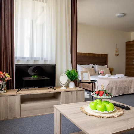 With Balcony Апартамент